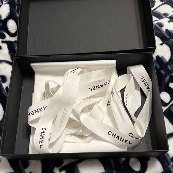Authentic Chanel Box - Picture 3 of 3